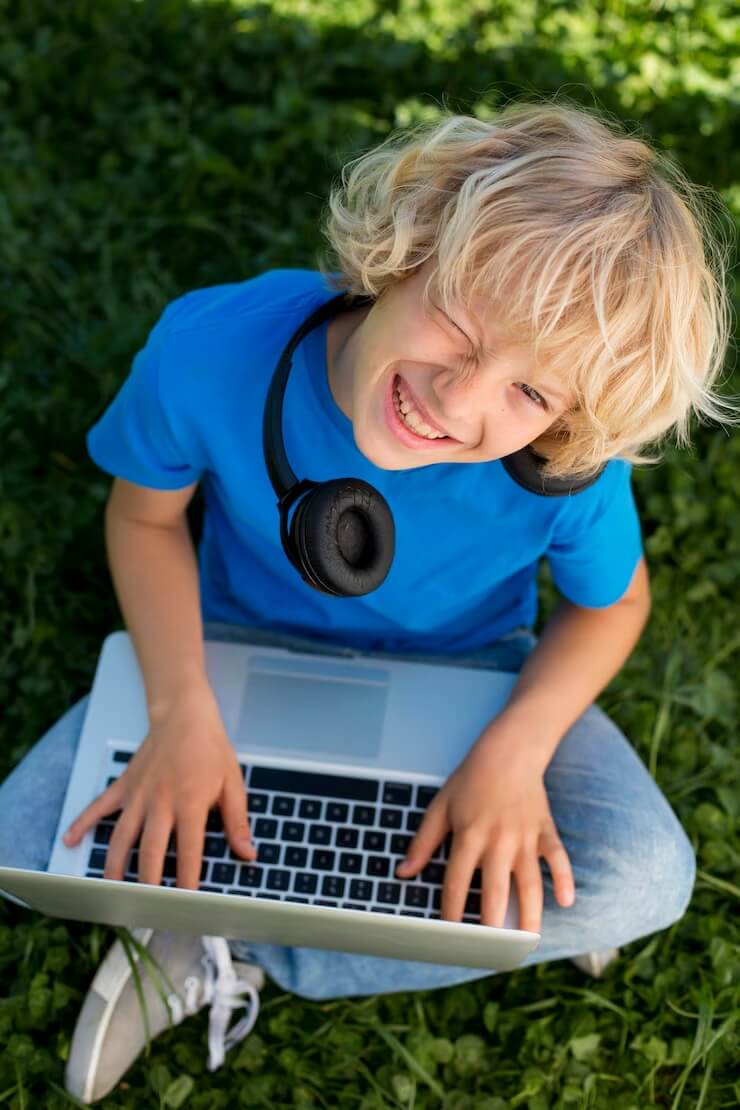 Программа летних онлайн-занятий для детей 2024